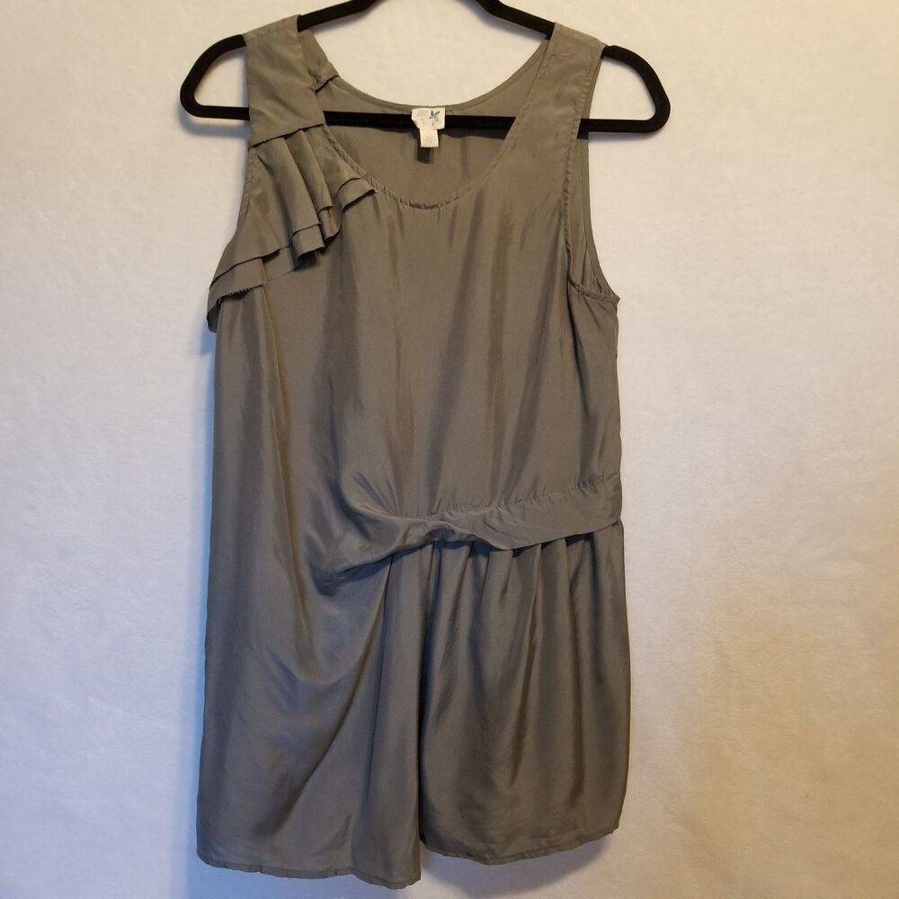 Edme & Esyllte 6 Top 100% Silk Olive Green Asymmetrical Ruffle Goblin Gremlin